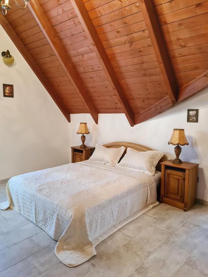 Agas Vendeghaz Hotell Csopak Exteriör bild