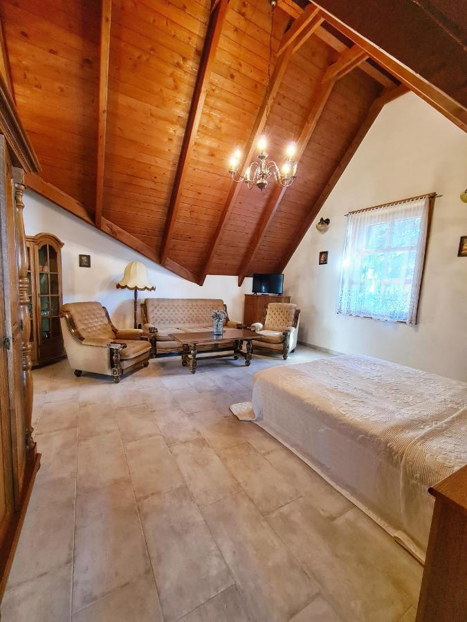 Agas Vendeghaz Hotell Csopak Exteriör bild